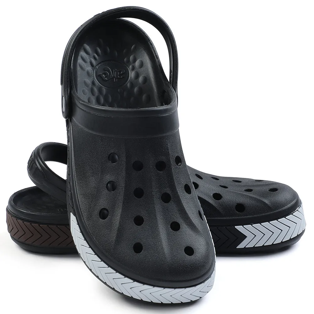A-HA Black Casual Slip-on Clogs For Men LITEWALKXT By Liberty