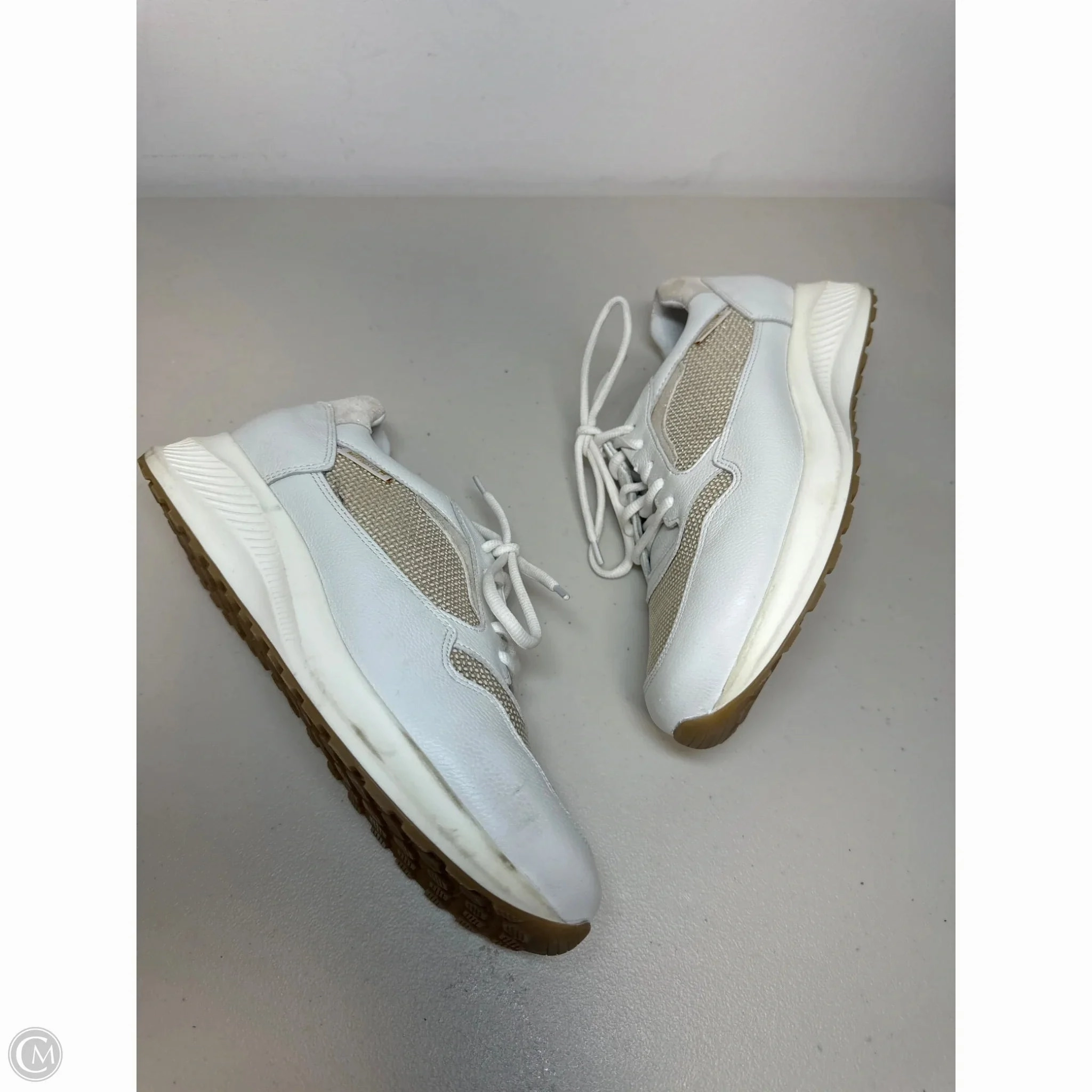 Shoes Athletic By Mephisto In White, Size: 7
